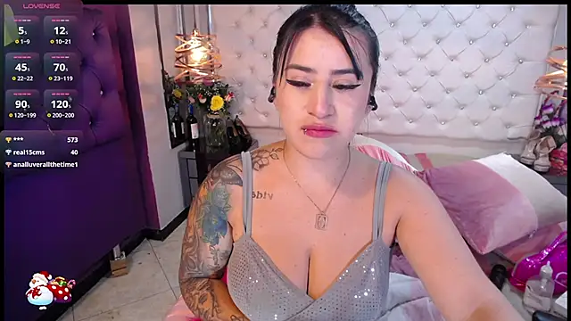 Snapshot of Nara_belen chatting on December 7, 2024, 6:43 am Nara belen online show from December 7, 2024, 6:43 am