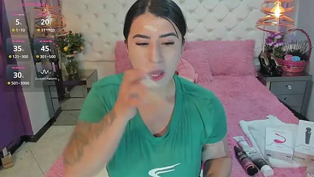 Snapshot of Nara_belen chatting on December 21, 2024, 3:36 am Nara belen online show from December 21, 2024, 3:36 am