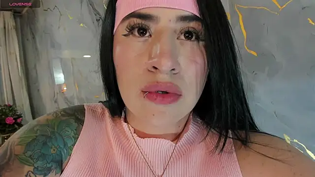 Snapshot of Nara_belen chatting on February 18, 2025, 9:21 am Nara belen online show from February 18, 2025, 9:21 am