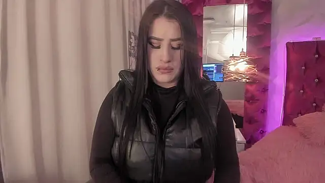 Snapshot of Nara_belen chatting on October 26, 2025, 3:45 am Nara belen online show from October 26, 2025, 3:45 am