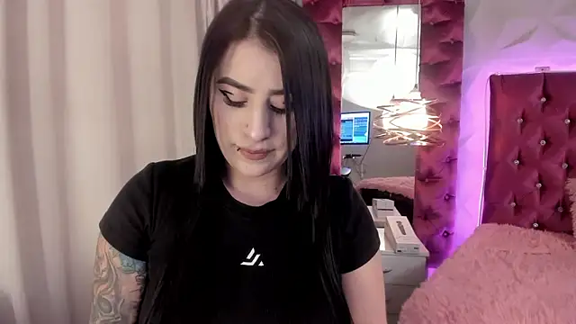 Snapshot of Nara_belen chatting on October 29, 2025, 3:20 am Nara belen online show from October 29, 2025, 3:20 am