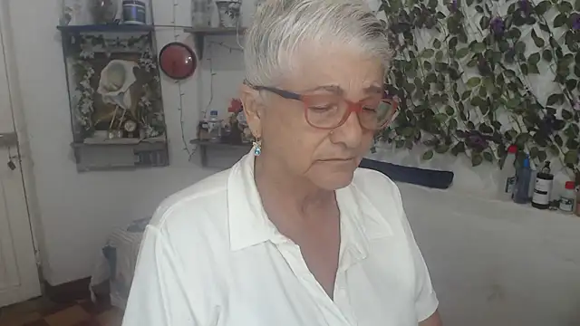 FunnyGrandma online show from March 23, 2026, 12:14 am