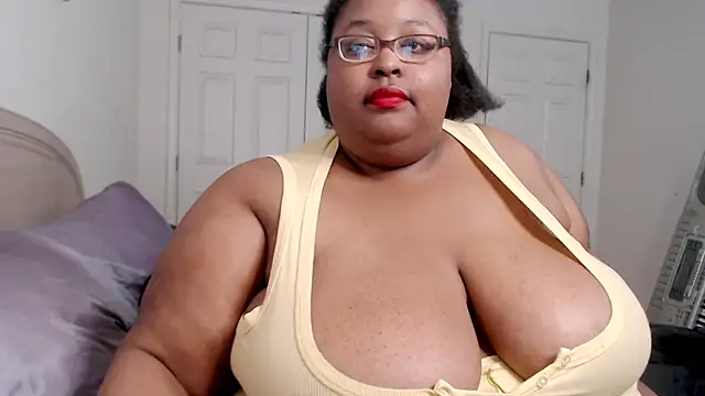 Loves Aura online show from February 7, 2025, 12:53 am