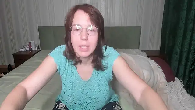 ClassyLiza online show from January 29, 2025, 8:29 am