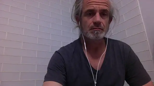 Snapshot of readyforfunxxx chatting on January 5, 2025, 12:42 pm readyforfunxxx online show from January 5, 2025, 12:42 pm