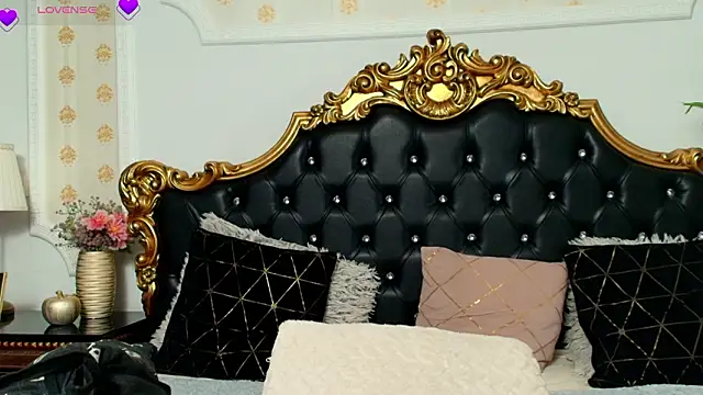 Snapshot of AleshaArabian chatting on March 20, 2026, 5:01 am AleshaArabian online show from March 20, 2026, 5:01 am