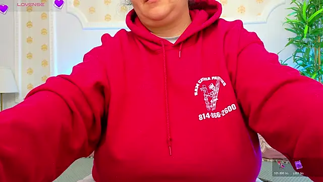 Snapshot of AleshaArabian chatting on April 14, 2026, 4:07 am AleshaArabian online show from April 14, 2026, 4:07 am