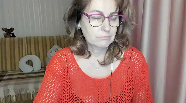 lauraoven online show from March 19, 2025, 3:29 pm