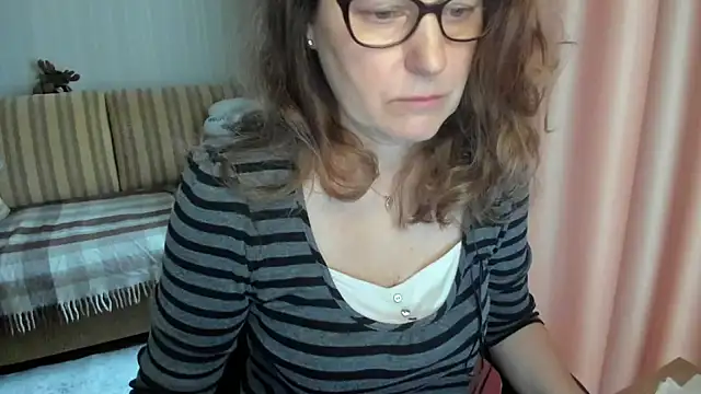 lauraoven online show from March 20, 2026, 6:40 am