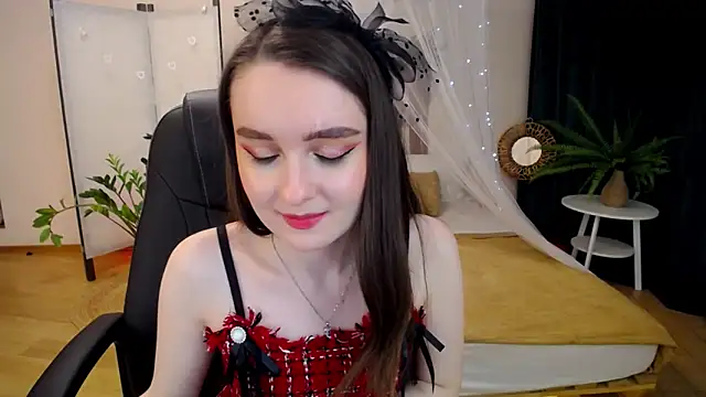 CloudGrace online show from March 14, 2025, 6:18 pm