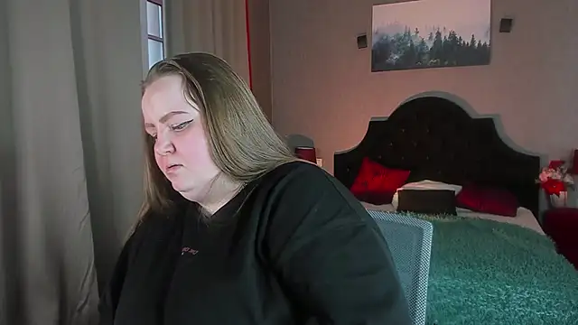 EMMA  CONNOR online show from January 23, 2025, 10:22 am