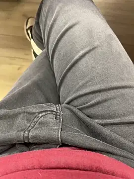  Inchiodo  online show from December 13, 2024, 5:43 pm