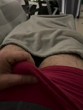  Inchiodo  online show from March 5, 2025, 5:50 pm