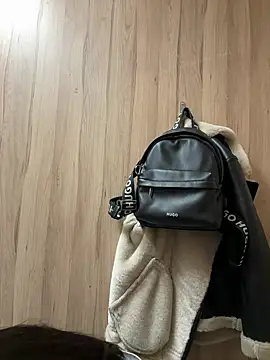 Wet  Bunny online show from March 14, 2025, 9:35 am