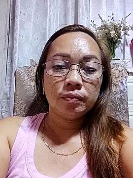 asianwet4u online show from October 5, 2025, 9:13 pm