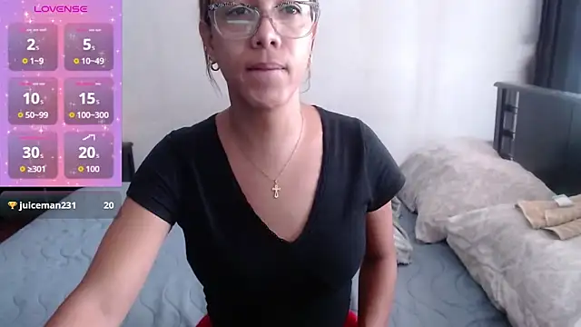 Snapshot of sensual_nataliee chatting on March 26, 2026, 2:44 pm sensual nataliee online show from March 26, 2026, 2:44 pm
