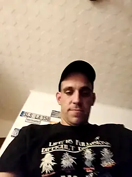 Snapshot of Codymc89 chatting on October 19, 2025, 9:59 pm Codymc89 online show from October 19, 2025, 9:59 pm