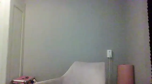 Snapshot of avajade chatting on March 20, 2025, 7:14 pm avajade online show from March 20, 2025, 7:14 pm