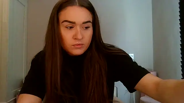 Snapshot of avajade chatting on September 10, 2025, 9:20 am avajade online show from September 10, 2025, 9:20 am