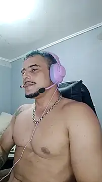 Snapshot of Fadinha-e-Raro chatting on February 13, 2025, 5:33 pm Fadinha-e-Raro online show from February 13, 2025, 5:33 pm