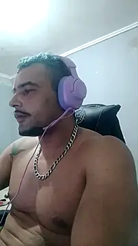 Snapshot of Fadinha-e-Raro chatting on February 15, 2025, 3:06 pm Fadinha-e-Raro online show from February 15, 2025, 3:06 pm