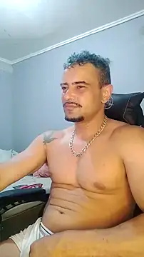 Snapshot of Fadinha-e-Raro chatting on February 15, 2025, 9:15 pm Fadinha-e-Raro online show from February 15, 2025, 9:15 pm