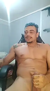 Snapshot of Fadinha-e-Raro chatting on February 24, 2025, 3:44 am Fadinha-e-Raro online show from February 24, 2025, 3:44 am