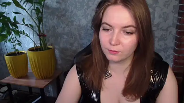 AlessaBlackMoon online show from June 5, 2026, 3:51 pm