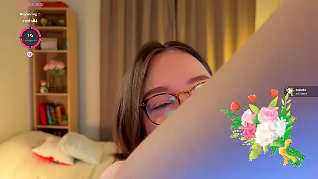 MilenaSaint online show from March 6, 2026, 3:47 am