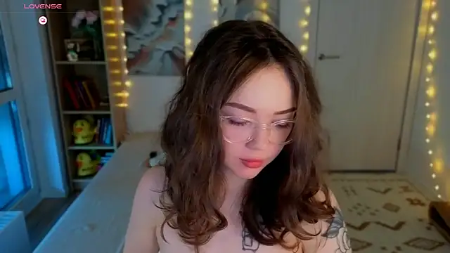 MilenaSaint online show from July 29, 2026, 3:59 am