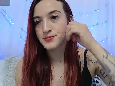Snapshot of ninaa_fox chatting on May 4, 2026, 6:04 pm ninaa fox online show from May 4, 2026, 6:04 pm
