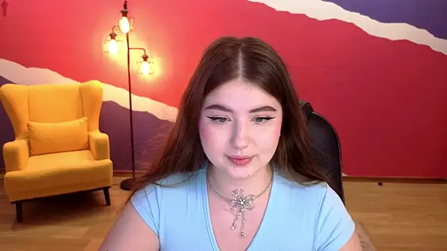 NicoleFoxery online show from November 25, 2025, 3:17 am