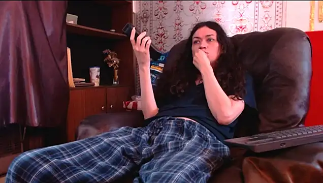 Snapshot of ShanyFerrati chatting on January 10, 2025, 4:51 pm ShanyFerrati online show from January 10, 2025, 4:51 pm