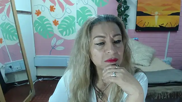 ZAMANTHA online show from March 11, 2025, 3:34 pm