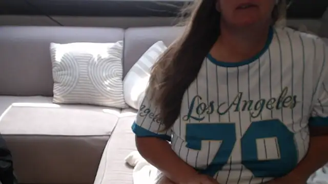 Snapshot of KimMitchelli chatting on July 17, 2026, 9:38 am KimMitchelli online show from July 17, 2026, 9:38 am