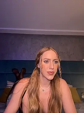 RockQueen A online show from March 11, 2026, 4:51 am