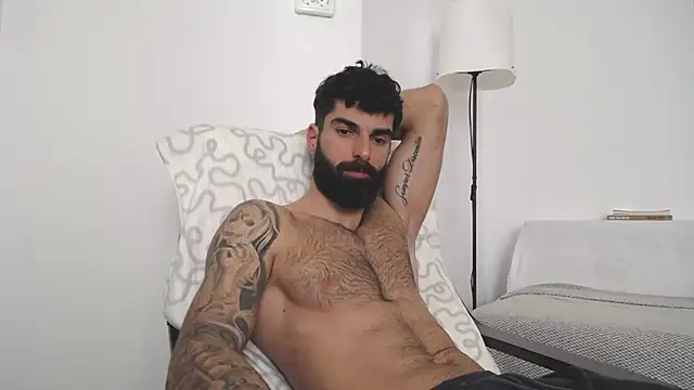 Verycutex online show from February 11, 2025, 8:37 am