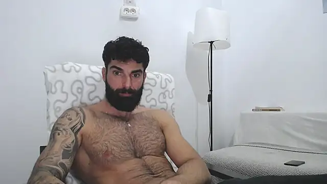 Verycutex online show from February 22, 2025, 5:35 pm