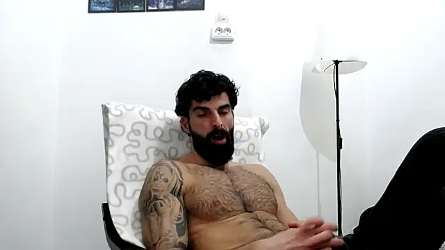 Snapshot of Verycutex chatting on February 22, 2026, 9:24 pm Verycutex online show from February 22, 2026, 9:24 pm