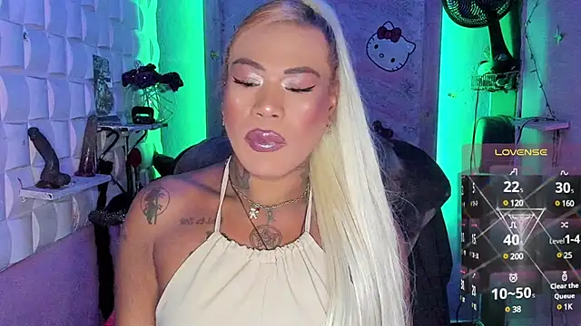 tsviolett online show from March 4, 2025, 7:32 pm