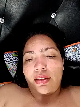 NIKOLE1301 online show from February 6, 2025, 5:51 pm