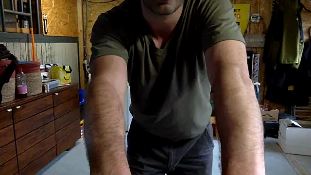 jayvanbergen online show from April 9, 2026, 5:18 pm