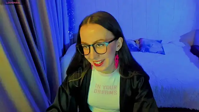 Snapshot of CurlySteph chatting on November 30, 2025, 10:25 pm CurlySteph online show from November 30, 2025, 10:25 pm