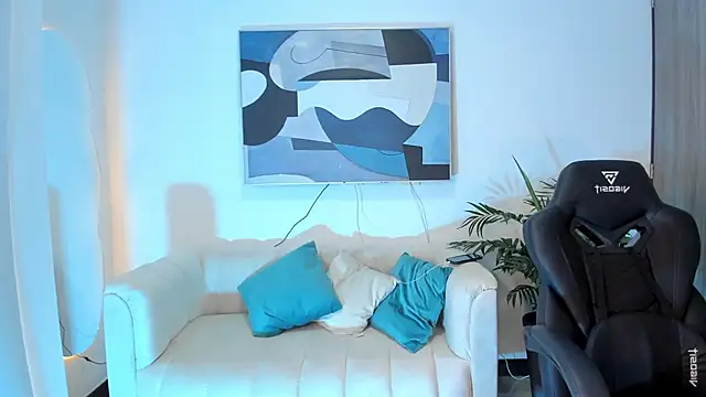 SaraParker  online show from December 7, 2024, 12:56 pm