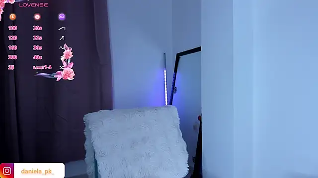 roxy pk  online show from February 27, 2026, 11:27 pm