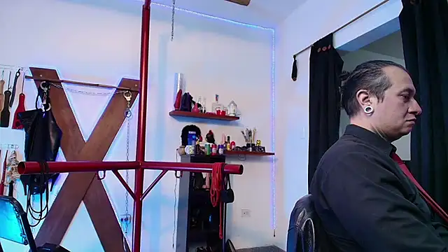 Snapshot of boy_n_girl chatting on February 14, 2025, 9:03 am boy n girl online show from February 14, 2025, 9:03 am