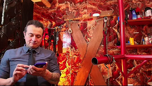 boy n girl online show from February 19, 2026, 6:59 pm