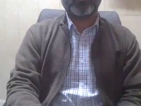 Snapshot of hairymaster95 chatting on February 22, 2025, 9:34 am hairymaster95 online show from February 22, 2025, 9:34 am