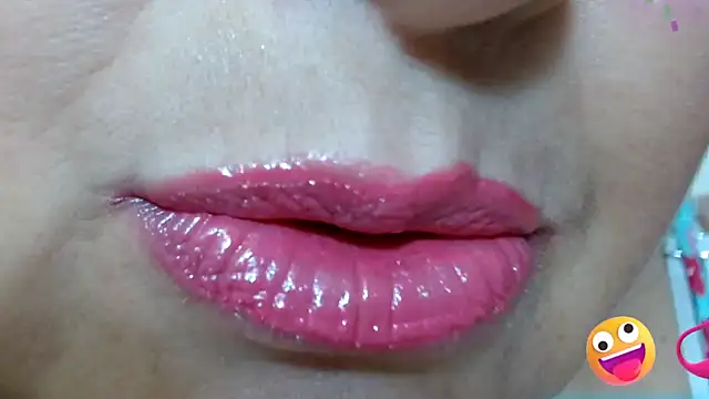 Kerly Doll online show from January 4, 2025, 7:23 pm