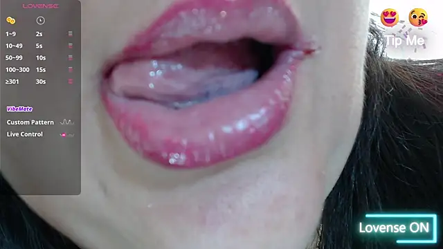 Kerly Doll online show from February 25, 2025, 5:36 pm